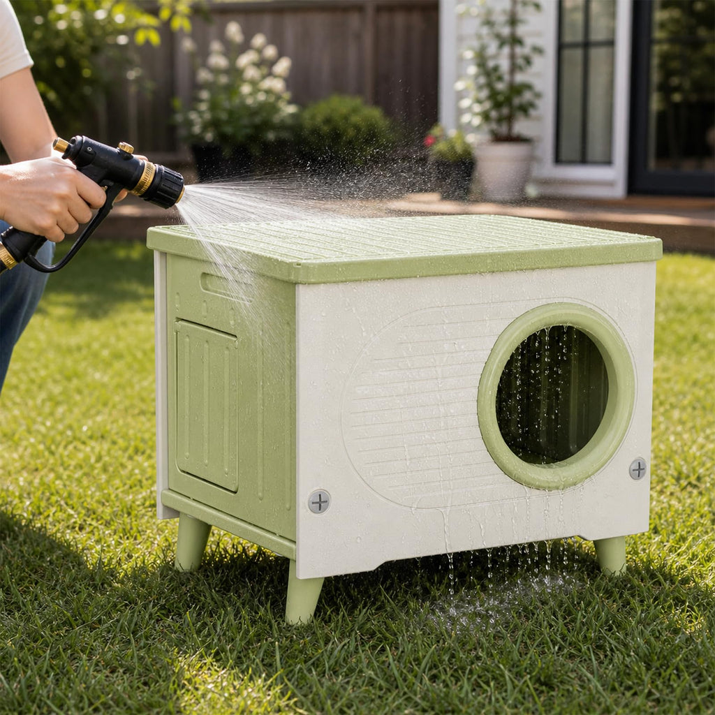 Extra Large Insulated Plastic Cat House with Escape Door T40728