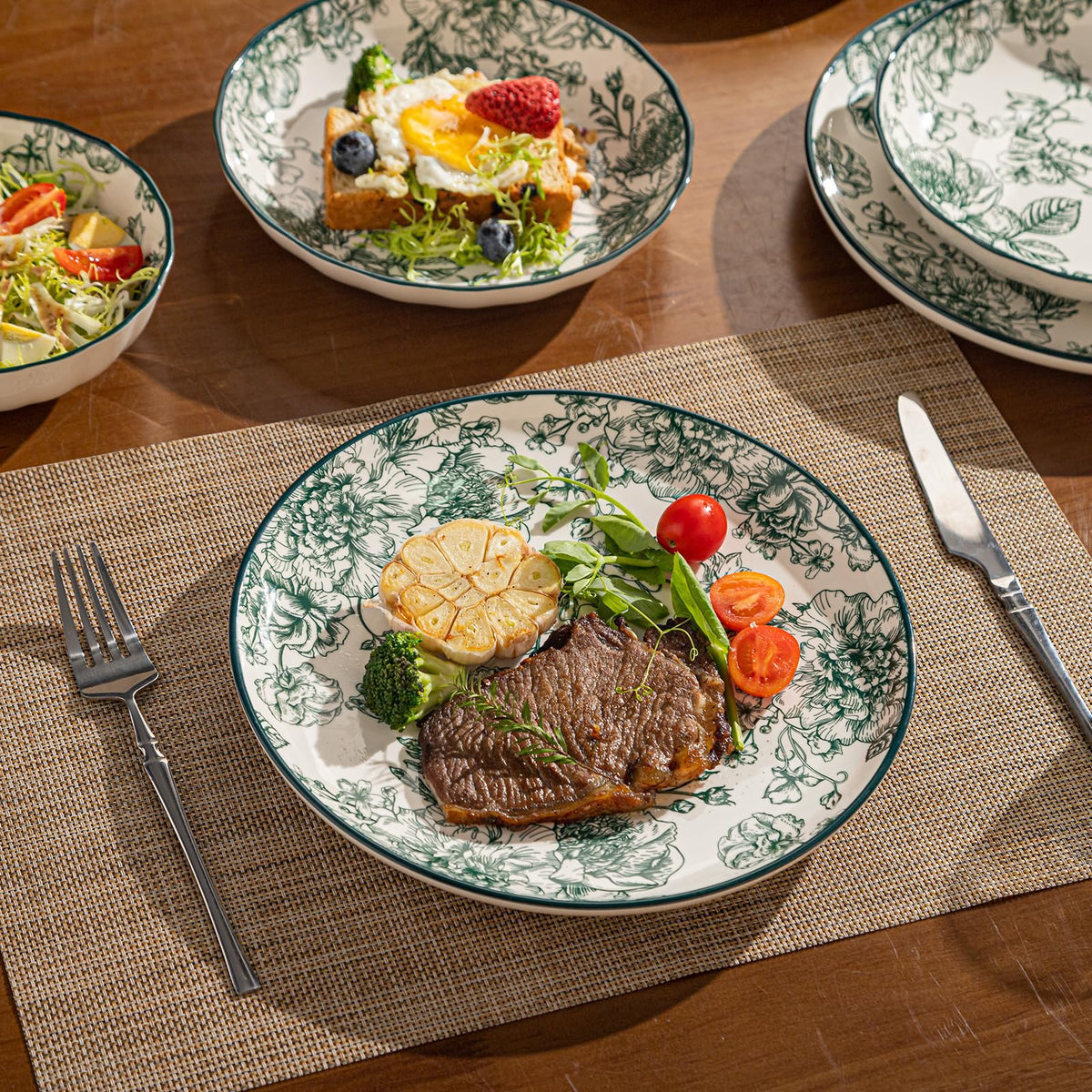 Ceramic Dinnerware Set A584430